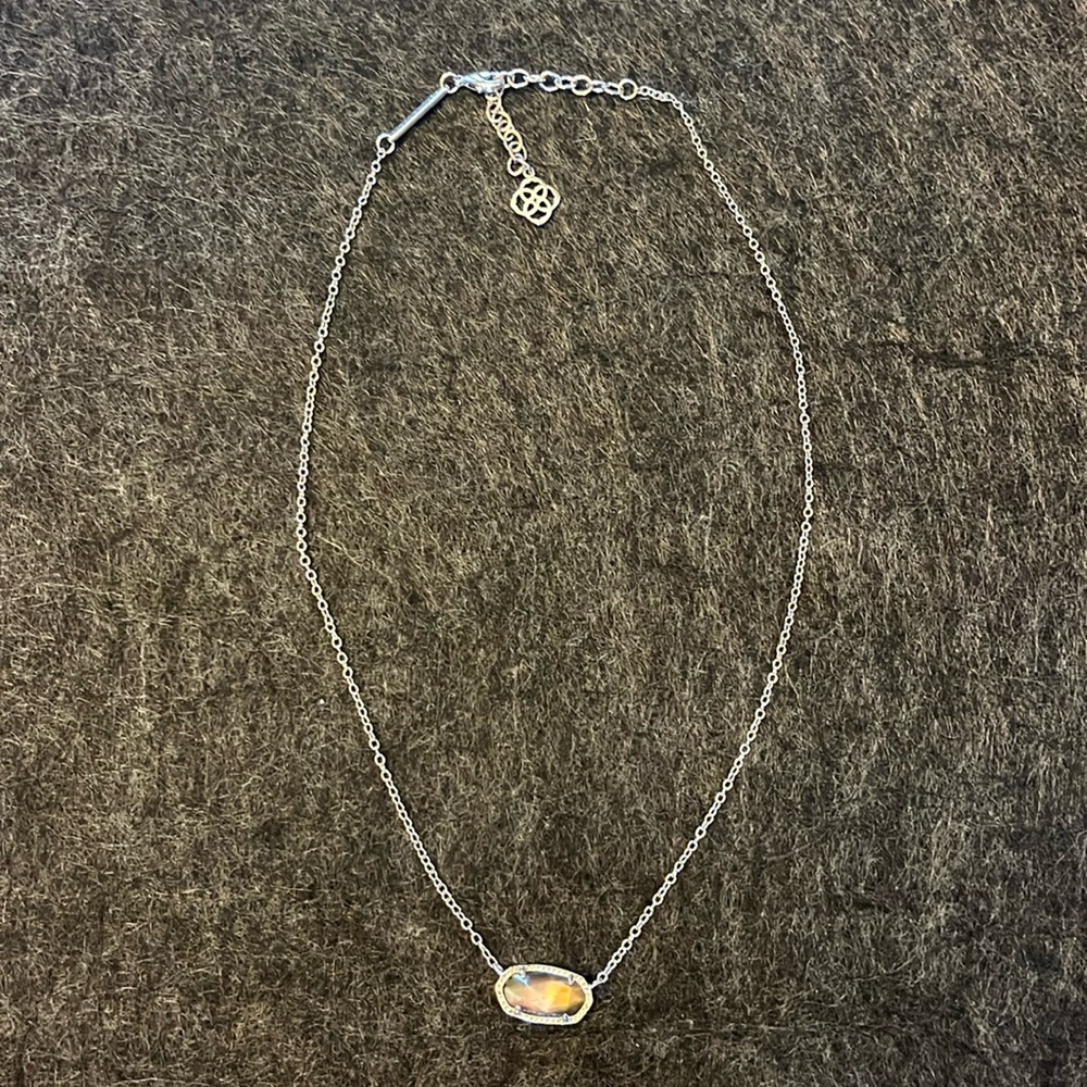 Kendra Scott Elisa Silver Necklace in Black Mother of Pearl- Great Condition